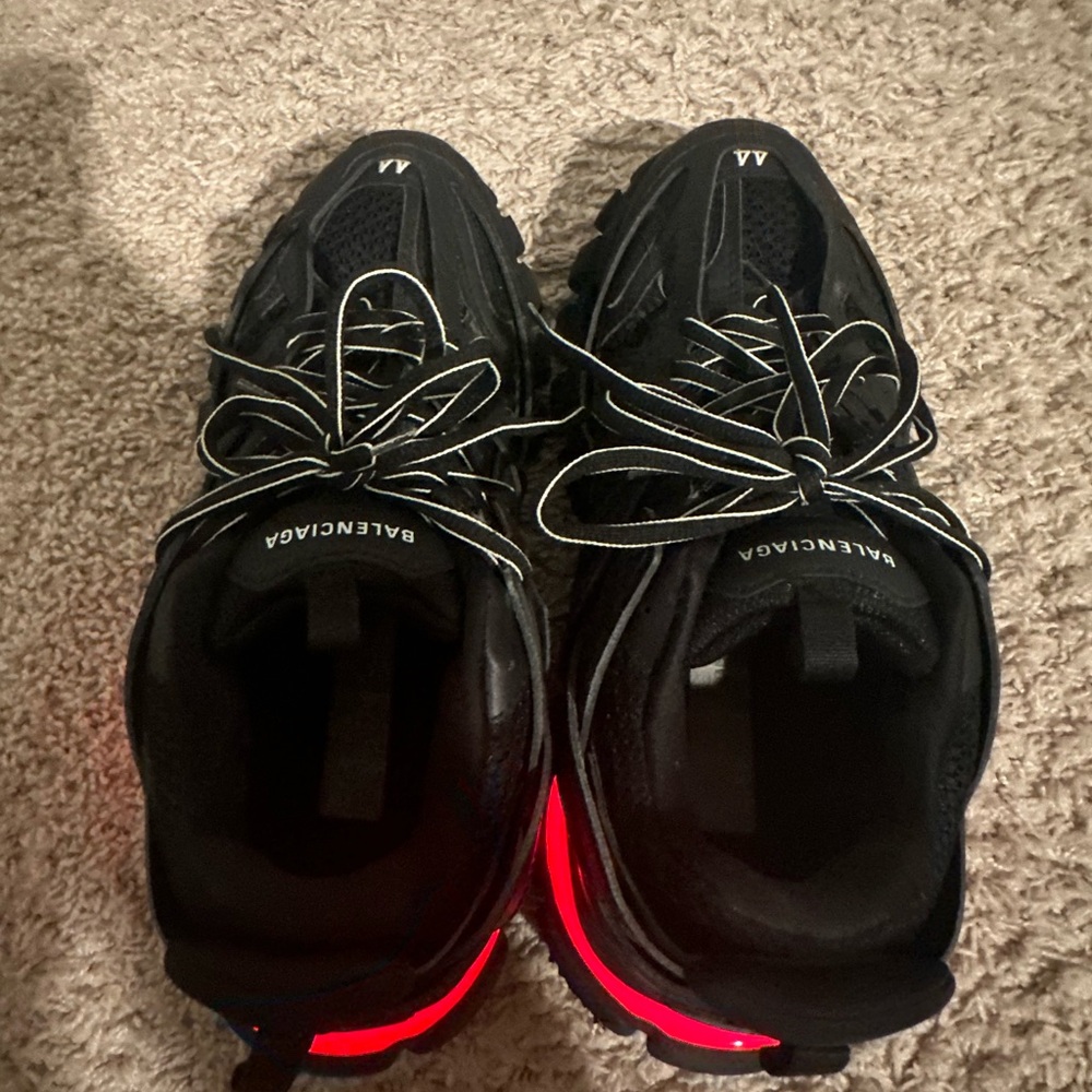 Balenciaga Track Led Size 44
